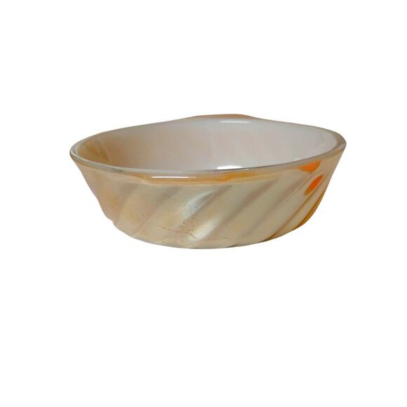 Vintage Anchor Hocking Fire King Mini Casserole Dish Milk Glass Peach Lustre - Picture 6 of 10